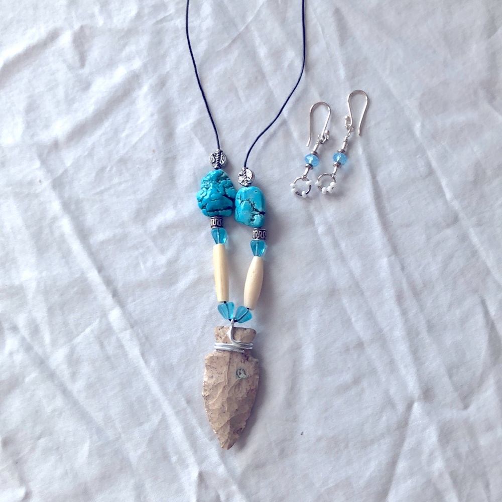 Necklace and earrings set